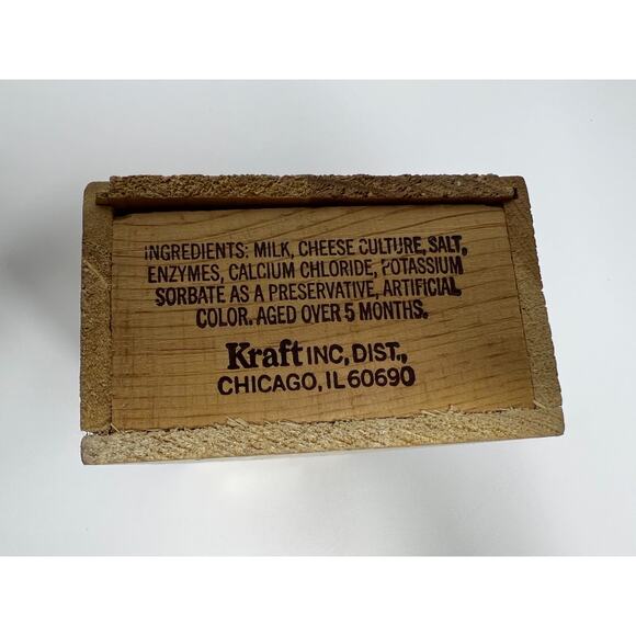 1978 Vintage wooden Cracker Barrel Cheese Box - Advertising Kitchen Decor - Picture 4 of 9
